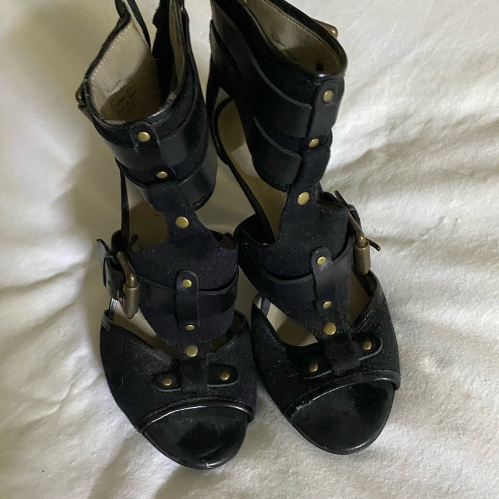 Gunmetal sandals